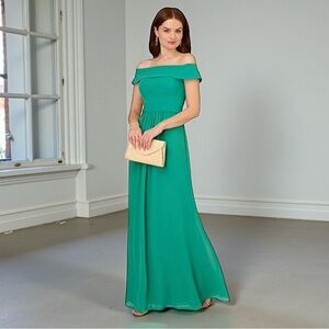 🌻NEW w/tag Adrianna Papell Crepe Green Chiffon Gown Formal Dress Size 10